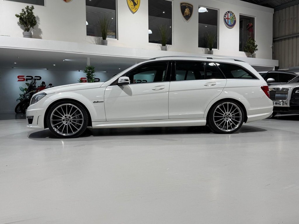 Used Mercedes-Benz C Class 2014 for sale - 76469660: Photo 24