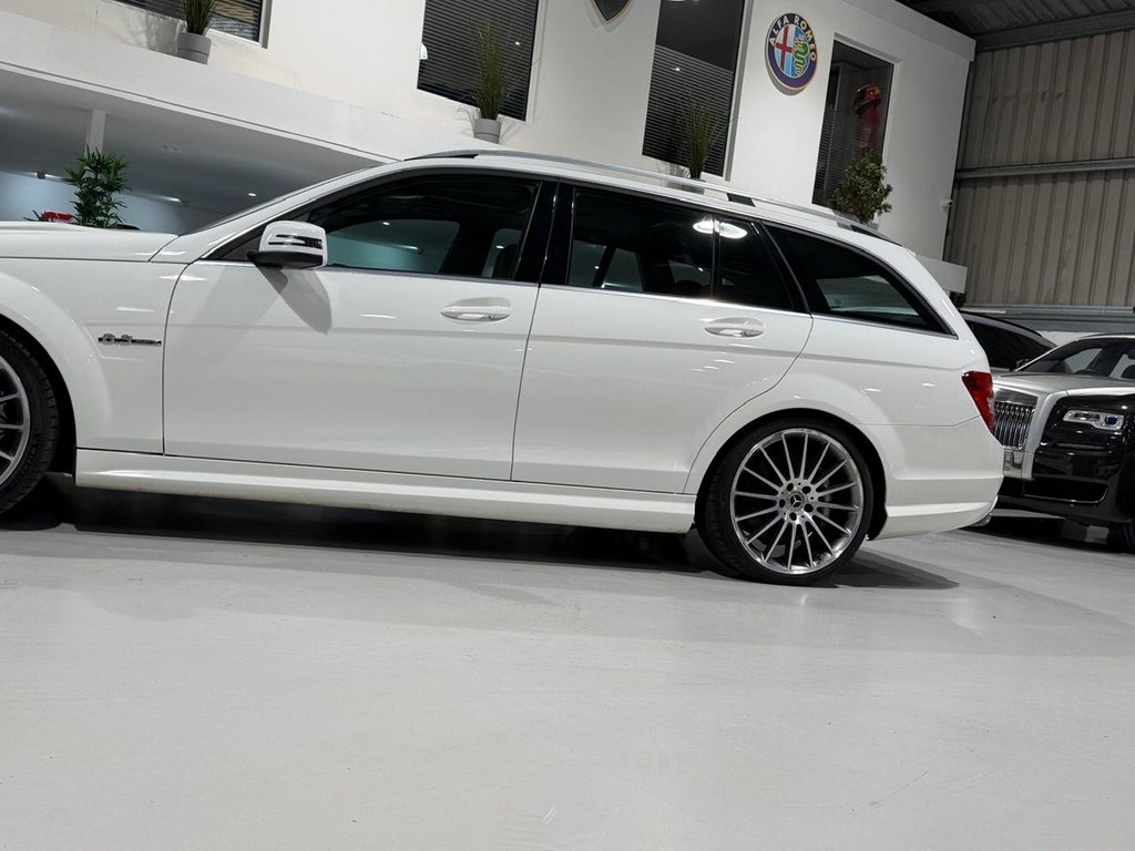 Used Mercedes-Benz C Class 2014 for sale - 76469660: Photo 25