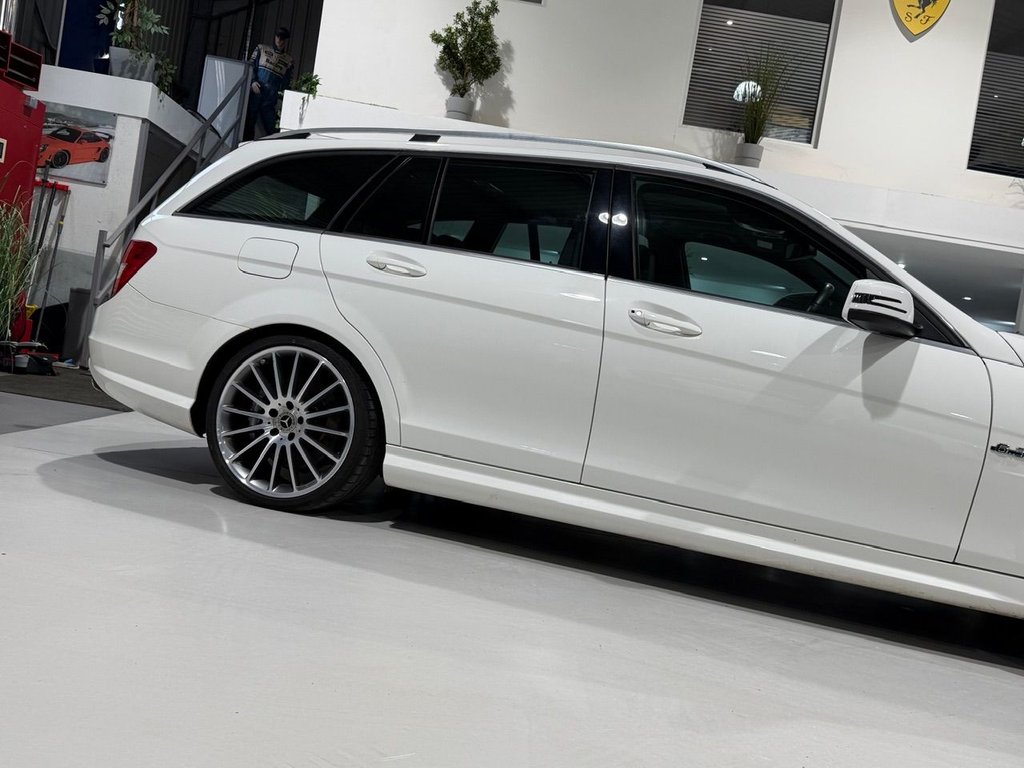 Used Mercedes-Benz C Class 2014 for sale - 76469660: Photo 40