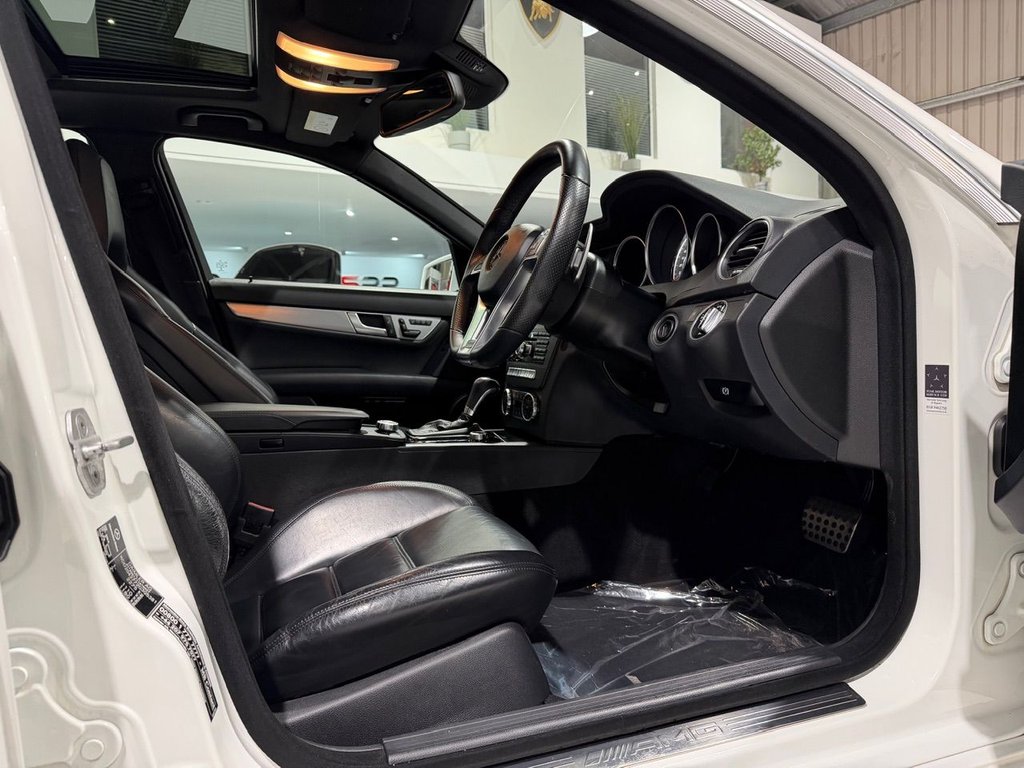 Used Mercedes-Benz C Class 2014 for sale - 76469660: Photo 41