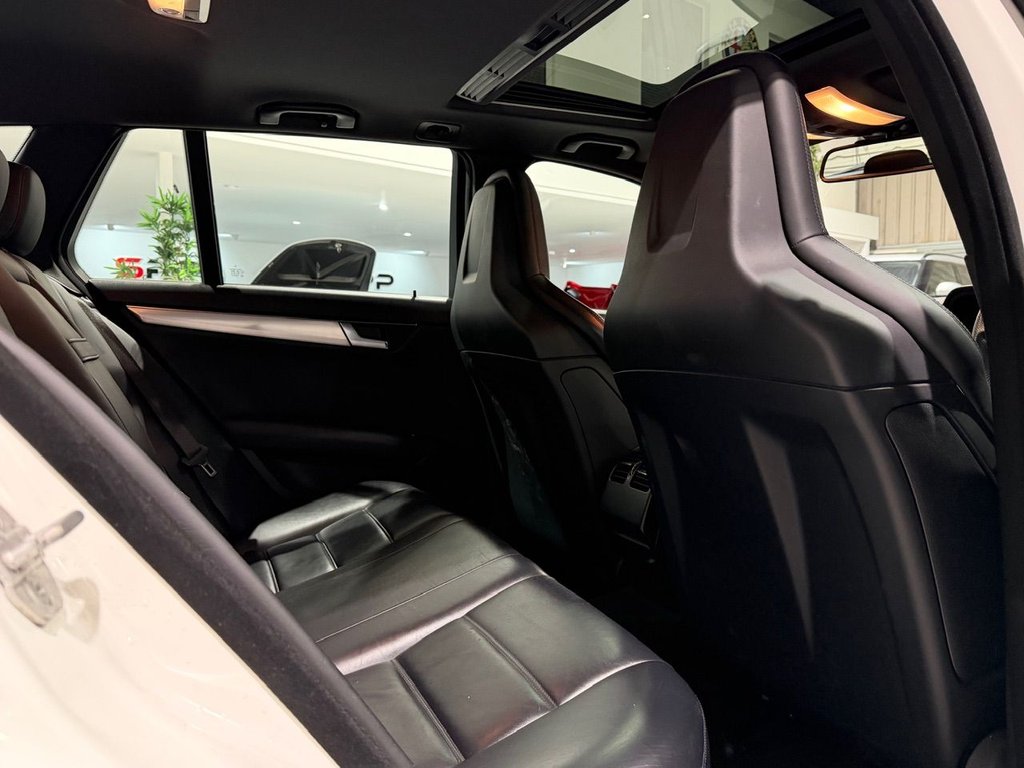 Used Mercedes-Benz C Class 2014 for sale - 76469660: Photo 44