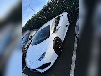 Used Lamborghini Huracan 2014 for sale - 77031122: Photo