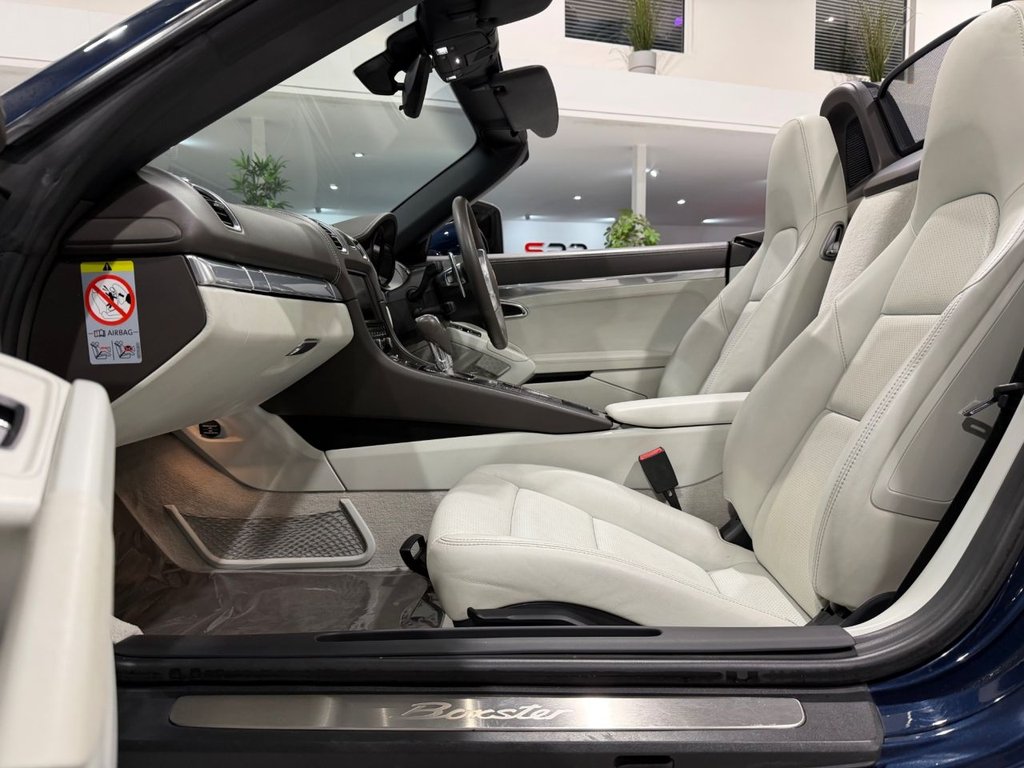 Used Porsche Boxster 2013 for sale - 77849603: Photo 40