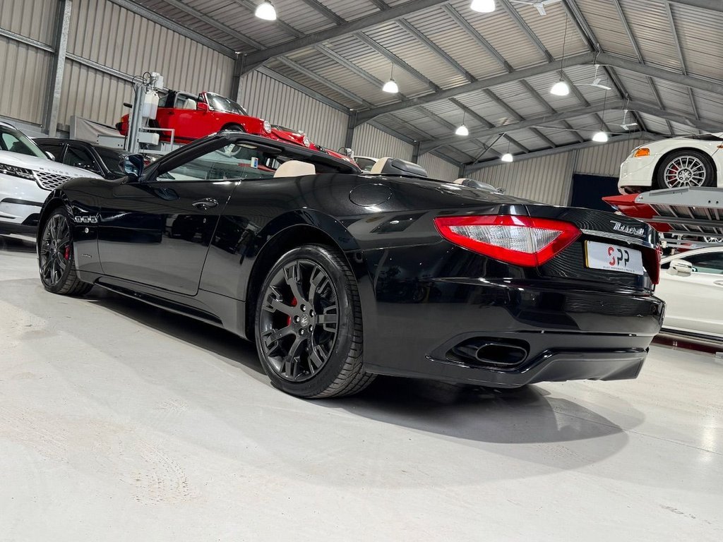 Used Maserati GranCabrio 2013 for sale - 77592249: Photo 10