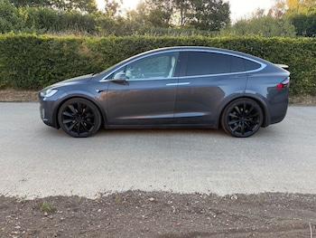 Used Tesla Model X 2020 for sale - 79394642: Photo