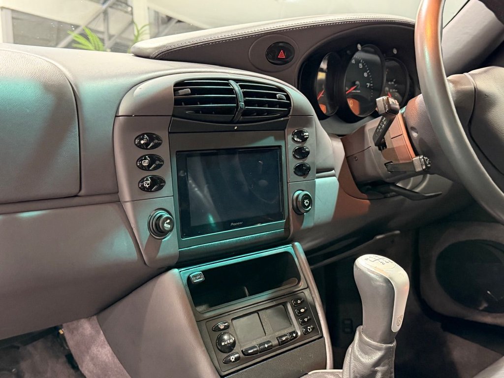 Used Porsche 911 2000 for sale - 76685997: Photo 20