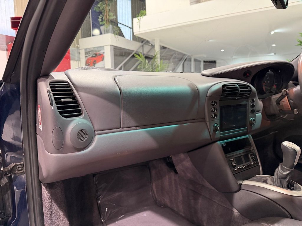 Used Porsche 911 2000 for sale - 76685997: Photo 24