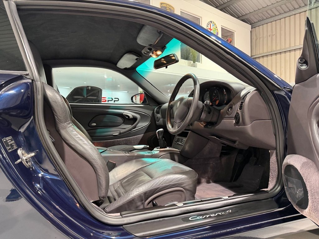 Used Porsche 911 2000 for sale - 76685997: Photo 34