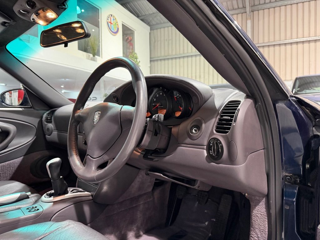 Used Porsche 911 2000 for sale - 76685997: Photo 43