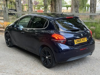 Used Peugeot 208 2015 for sale - 79806656: Photo