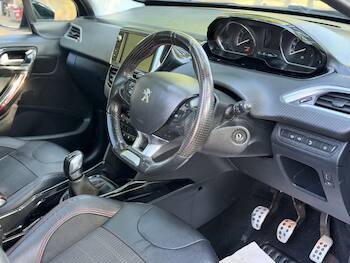 Used Peugeot 2008 2018 for sale - 79806653: Photo