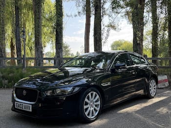 Used Jaguar XE 2016 for sale - 79806670: Photo