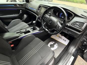 Used Renault Megane 2018 for sale - 79806630: Photo