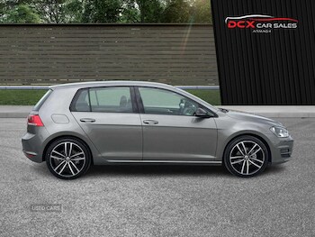 Used Volkswagen Golf 2015 for sale - 74899410: Photo