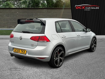 Used Volkswagen Golf 2016 for sale - 76433719: Photo