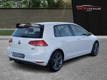 Used Volkswagen Golf 2013 for sale - 77050378: Photo