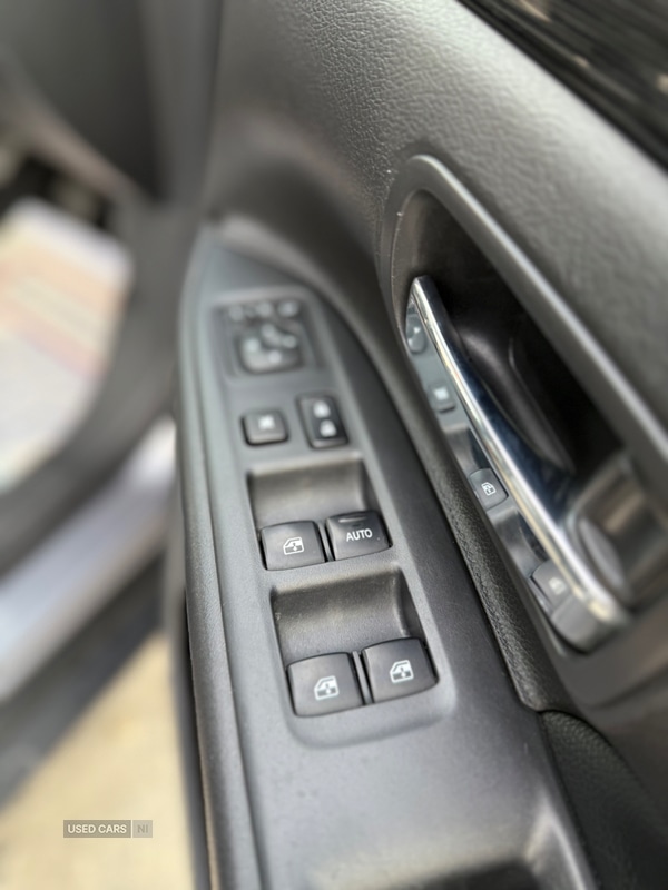 Used Mitsubishi Outlander 2017 for sale - 76621248: Photo 11