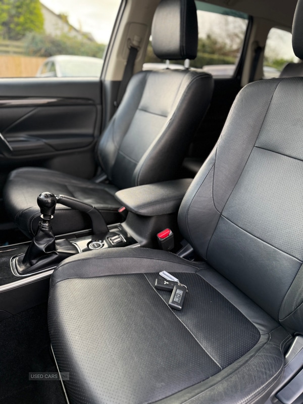 Used Mitsubishi Outlander 2017 for sale - 76621248: Photo 26