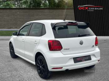 Used Volkswagen Polo 2015 for sale - 74008413: Photo