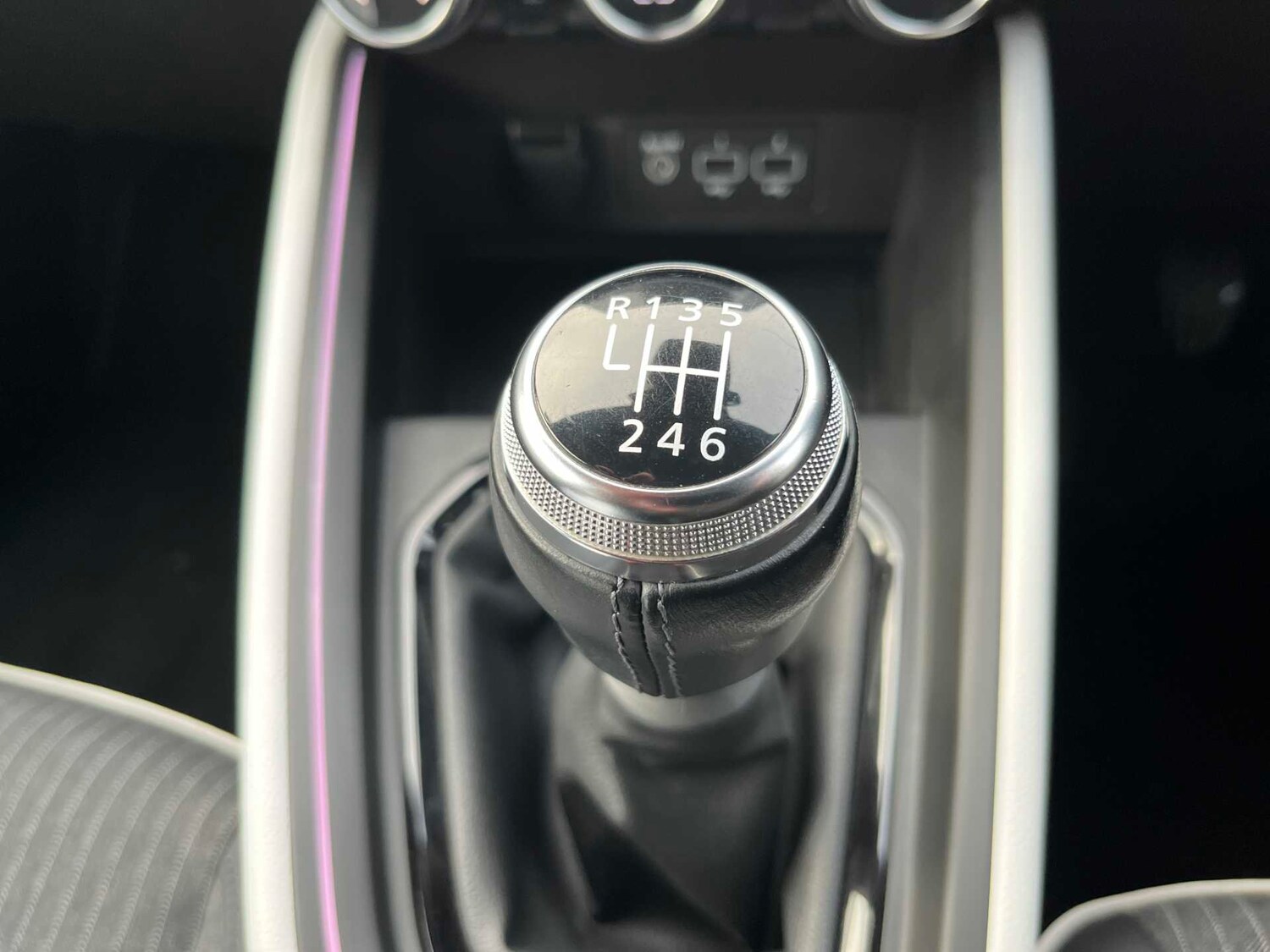 Used Renault Clio 2023 for sale - 77489197: Photo 12