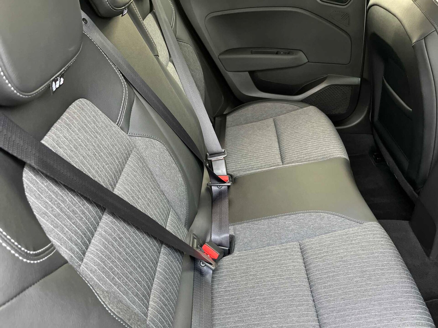 Used Renault Clio 2023 for sale - 77489197: Photo 15