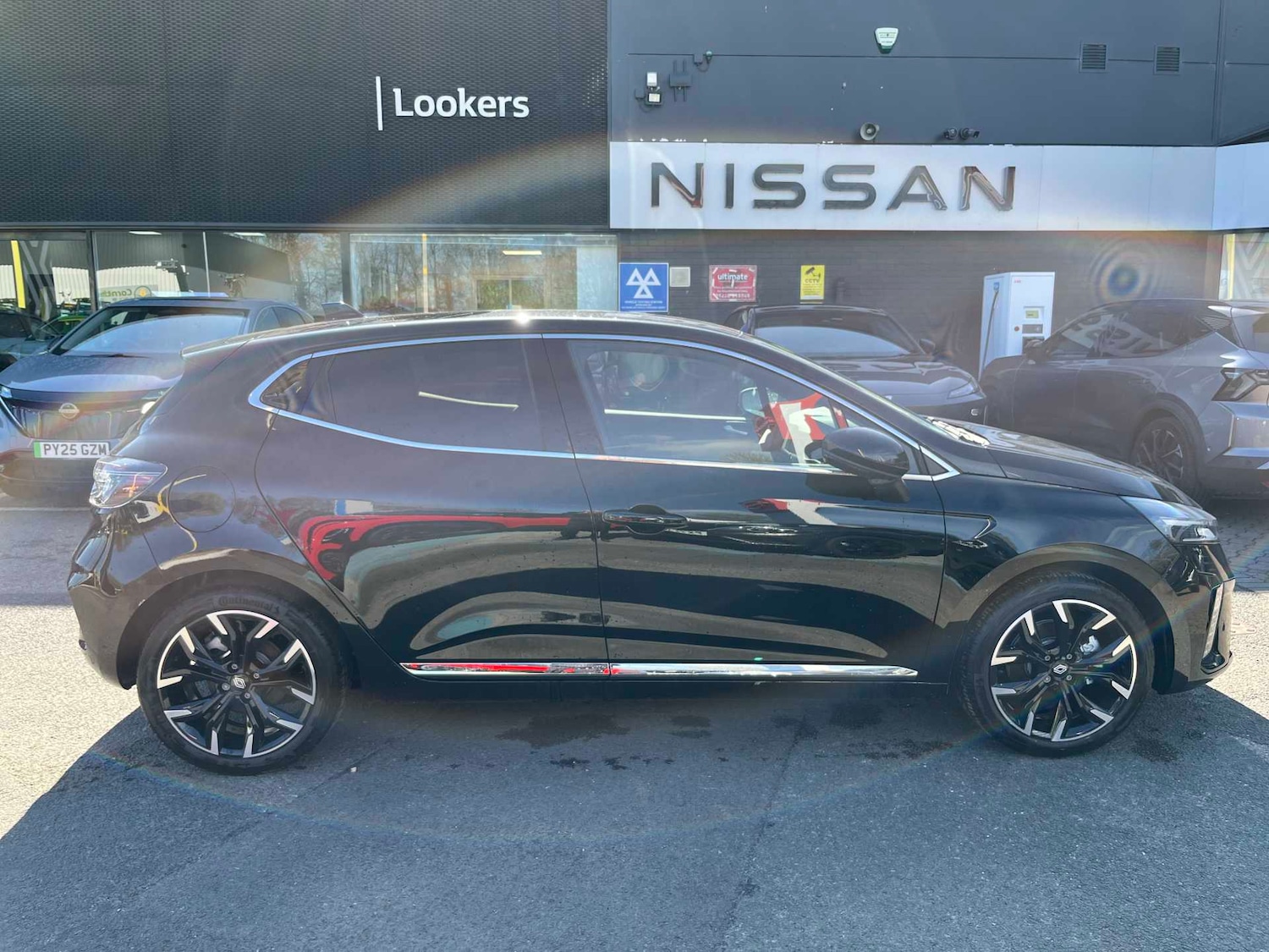 Used Renault Clio 2026 for sale - 78196319: Photo 3