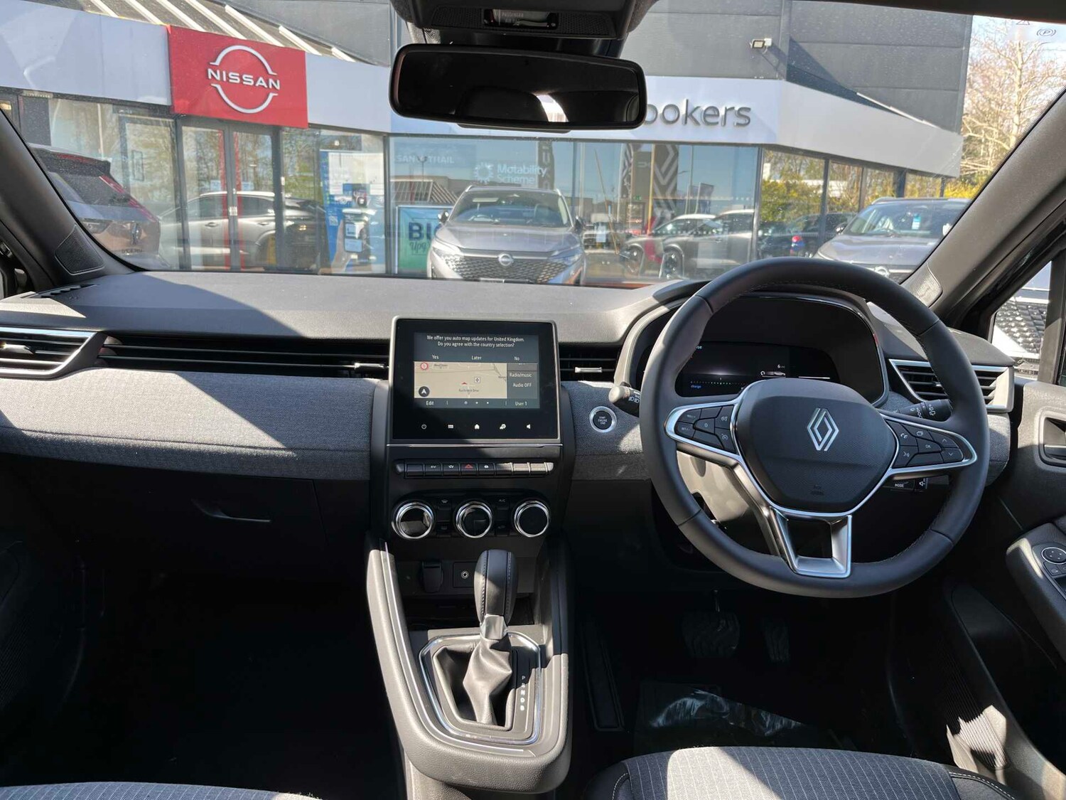 Used Renault Clio 2026 for sale - 78196319: Photo 8