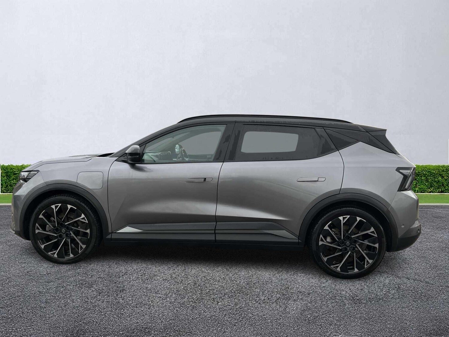 Used Renault Scenic E-Tech 2024 for sale - 77488319: Photo 18