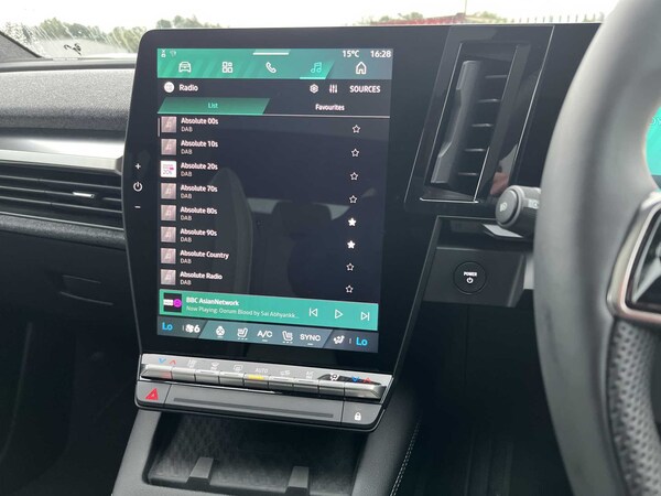 Used Renault Scenic E-Tech 2024 for sale - 76164962: Photo 11
