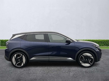 Used Renault Scenic E-Tech 2024 for sale - 76164962: Photo