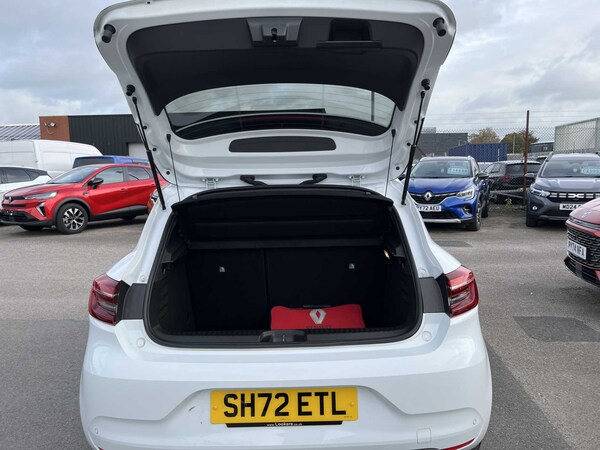 Used Renault Clio 2022 for sale - 76257854: Photo 16