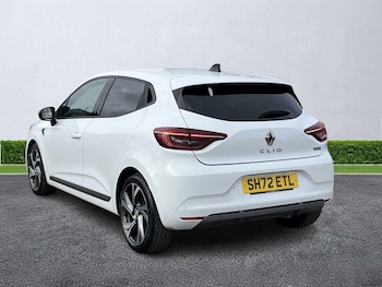 Used Renault Clio 2022 for sale - 76257854: Photo 2