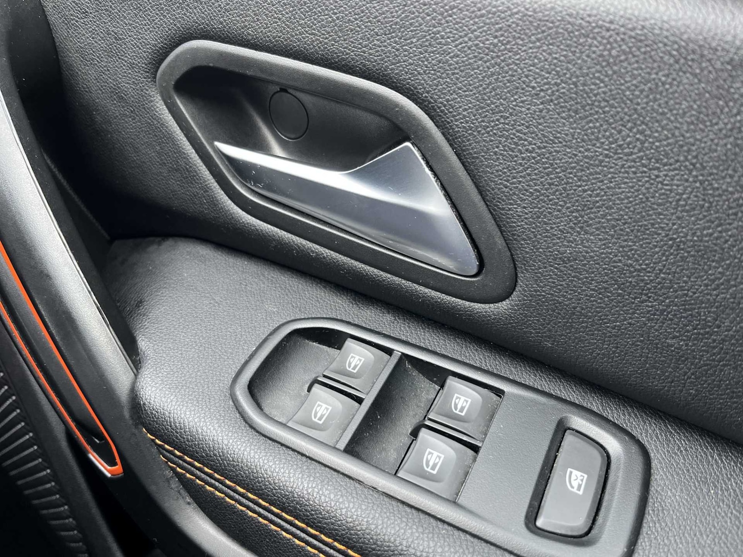 Used Dacia Duster 2022 for sale - 76352536: Photo 19