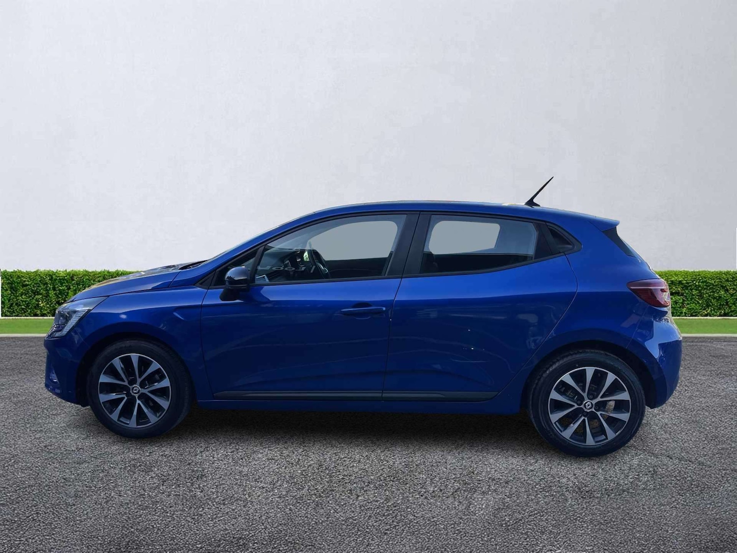 Used Renault Clio 2023 for sale - 77731079: Photo 18