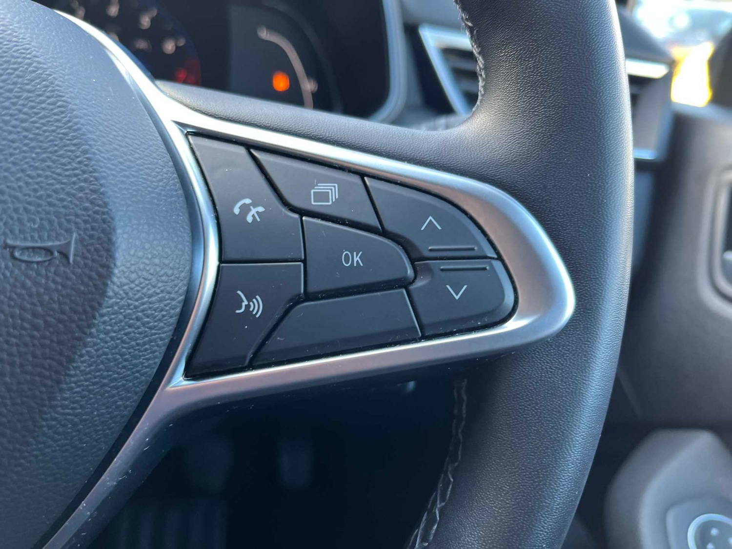 Used Renault Clio 2023 for sale - 77731079: Photo 23