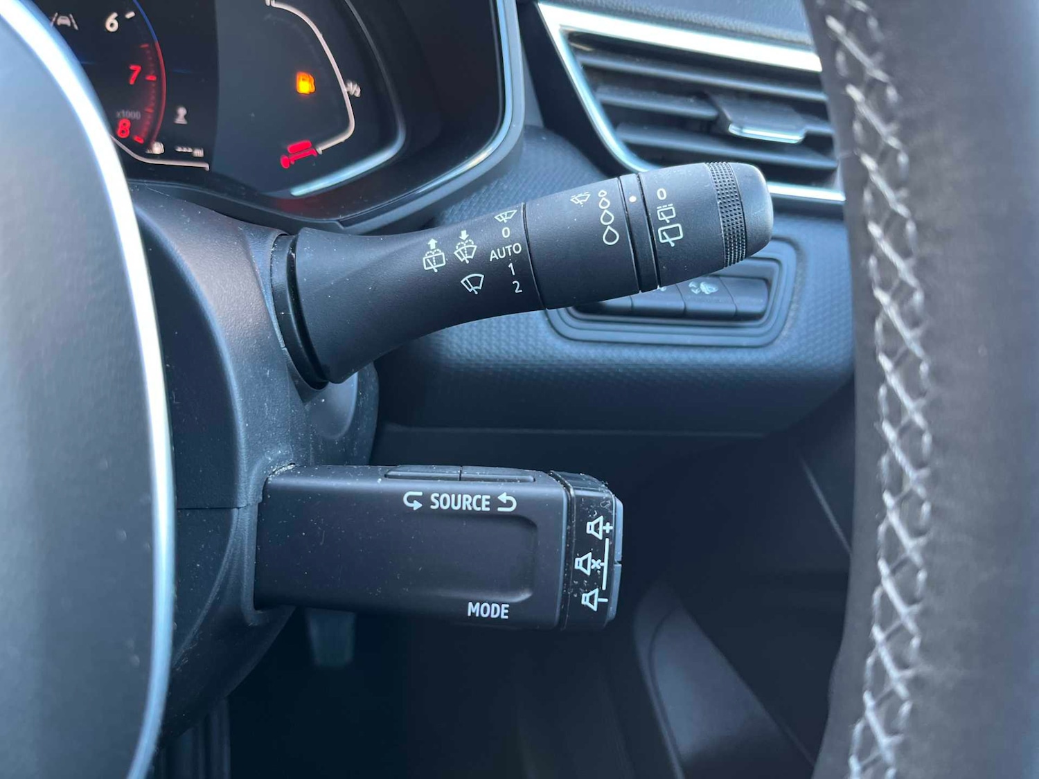 Used Renault Clio 2023 for sale - 77731079: Photo 25