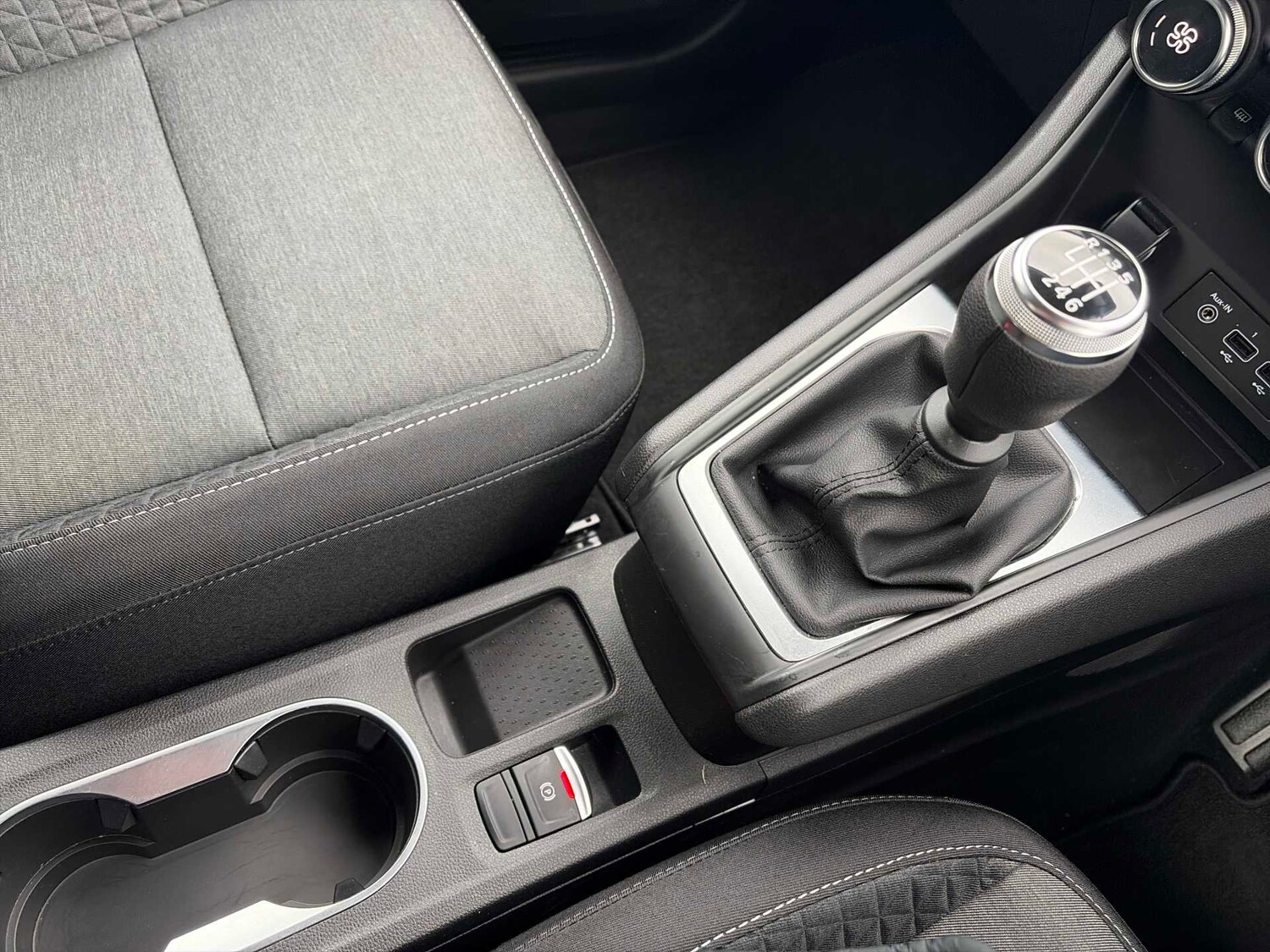 Used Renault Captur 2023 for sale - 78131778: Photo 12