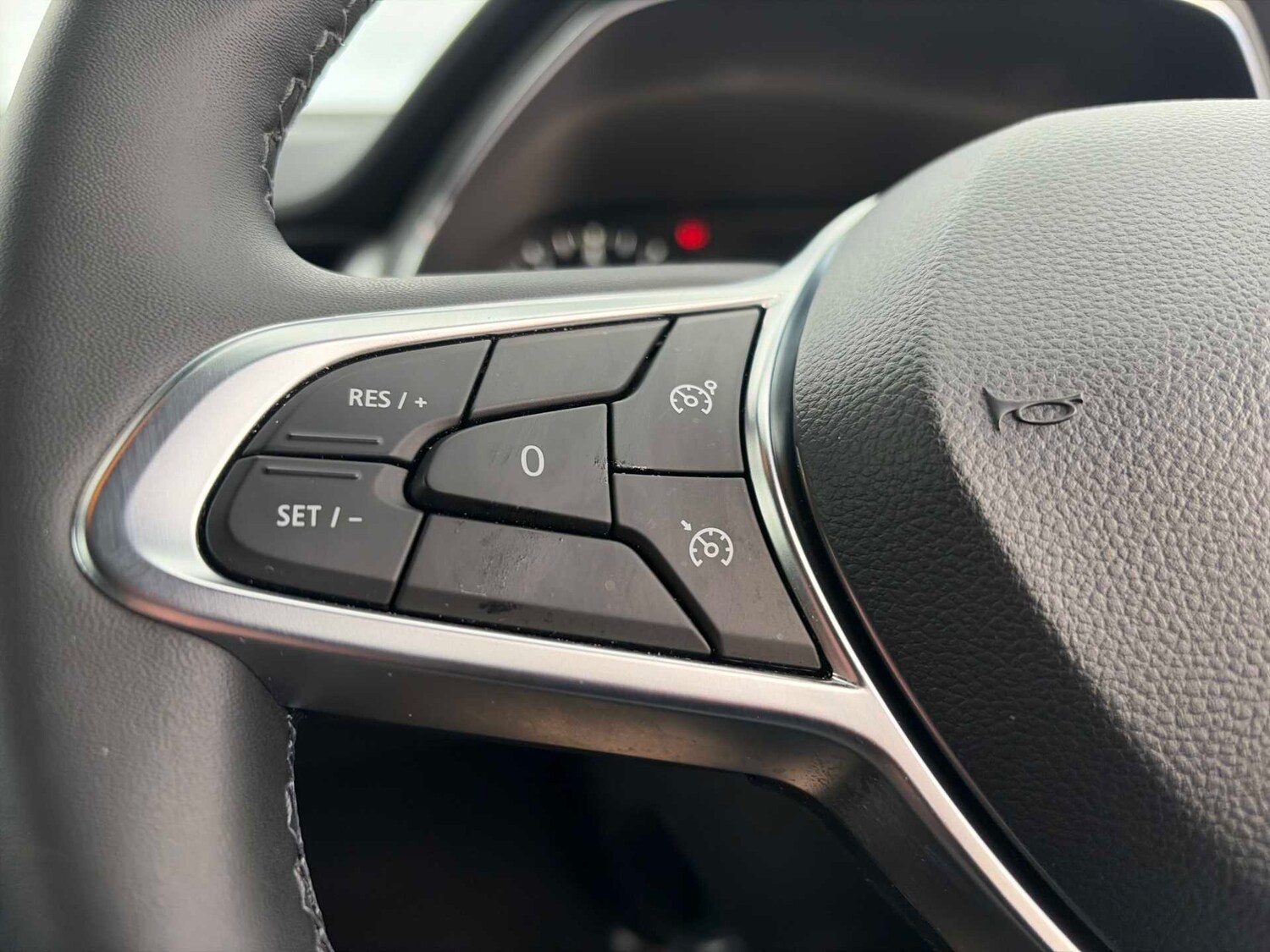 Used Renault Captur 2023 for sale - 78131778: Photo 24