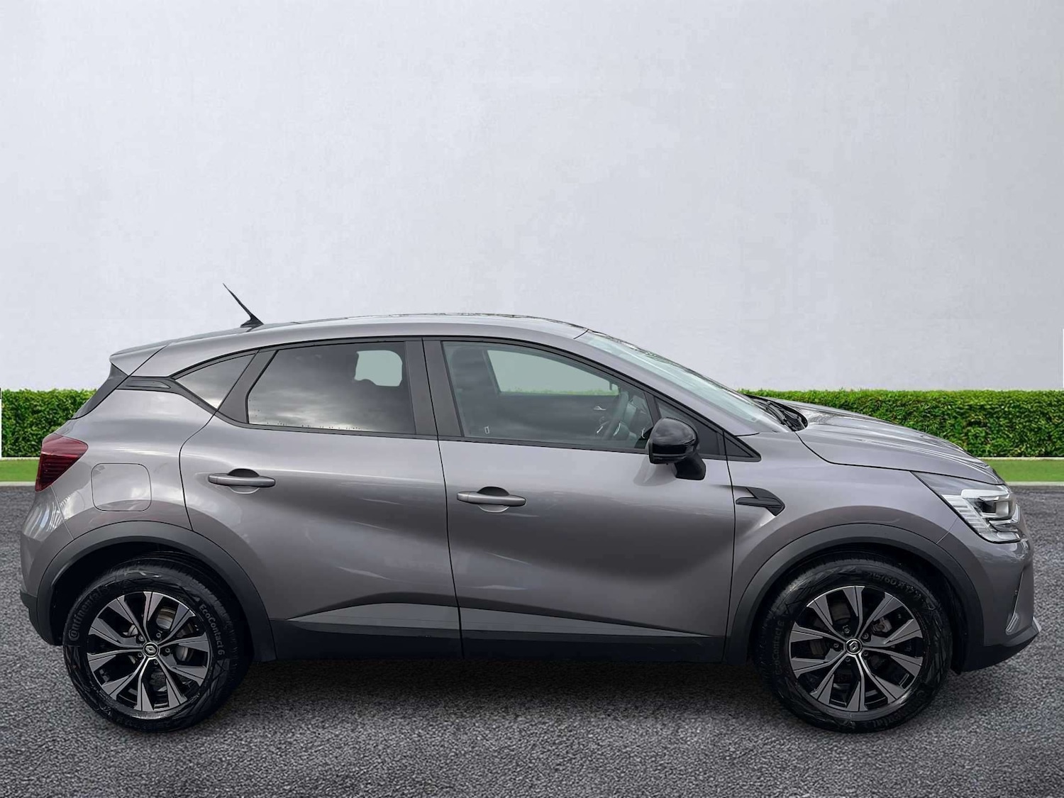 Used Renault Captur 2023 for sale - 78131778: Photo 3