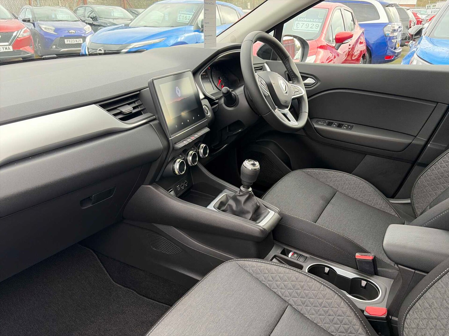 Used Renault Captur 2023 for sale - 78131778: Photo 7