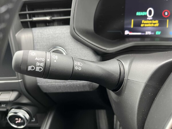 Used Renault Clio 2024 for sale - 76187115: Photo 26