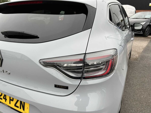 Used Renault Clio 2024 for sale - 76187115: Photo 28