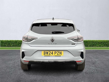 Used Renault Clio 2024 for sale - 76187115: Photo 4
