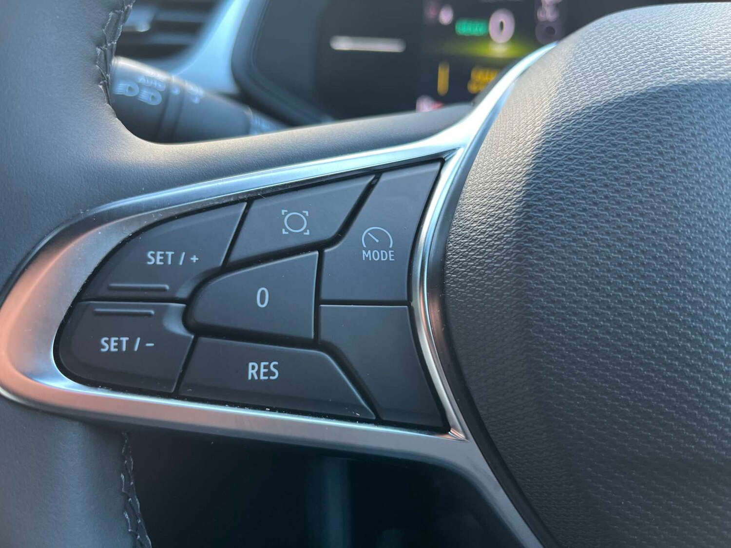 Used Renault Captur 2025 for sale - 78191537: Photo 24