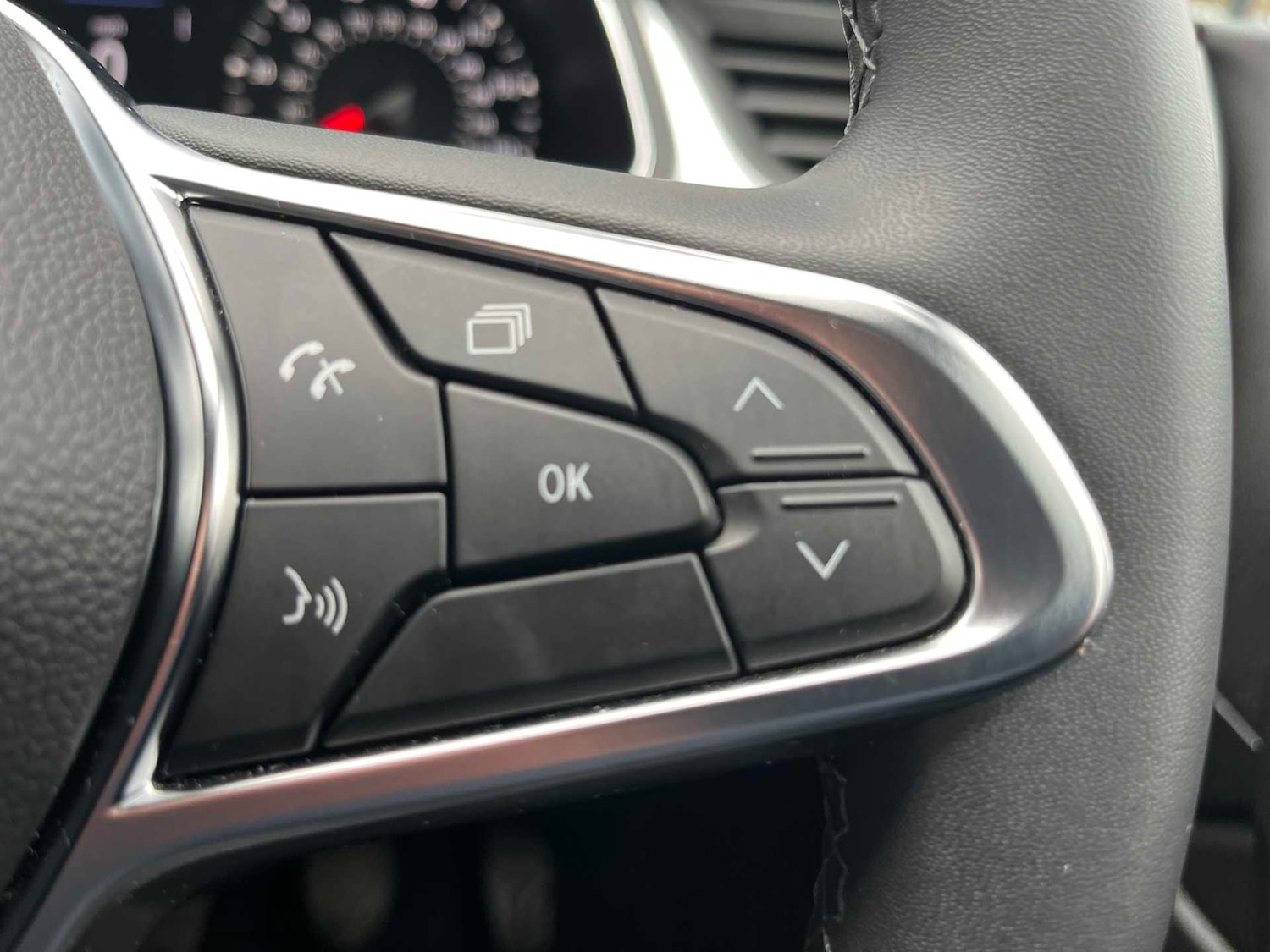 Used Renault Captur 2023 for sale - 78131806: Photo 23