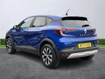 Used Renault Captur 2023 for sale - 78131806: Photo