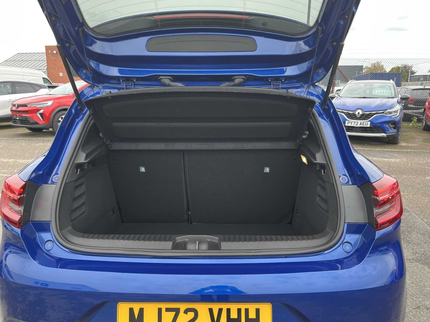 Used Renault Clio 2022 for sale - 76159566: Photo 16
