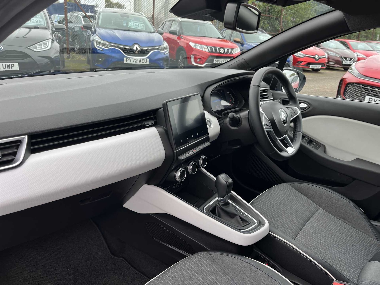 Used Renault Clio 2022 for sale - 76159566: Photo 7