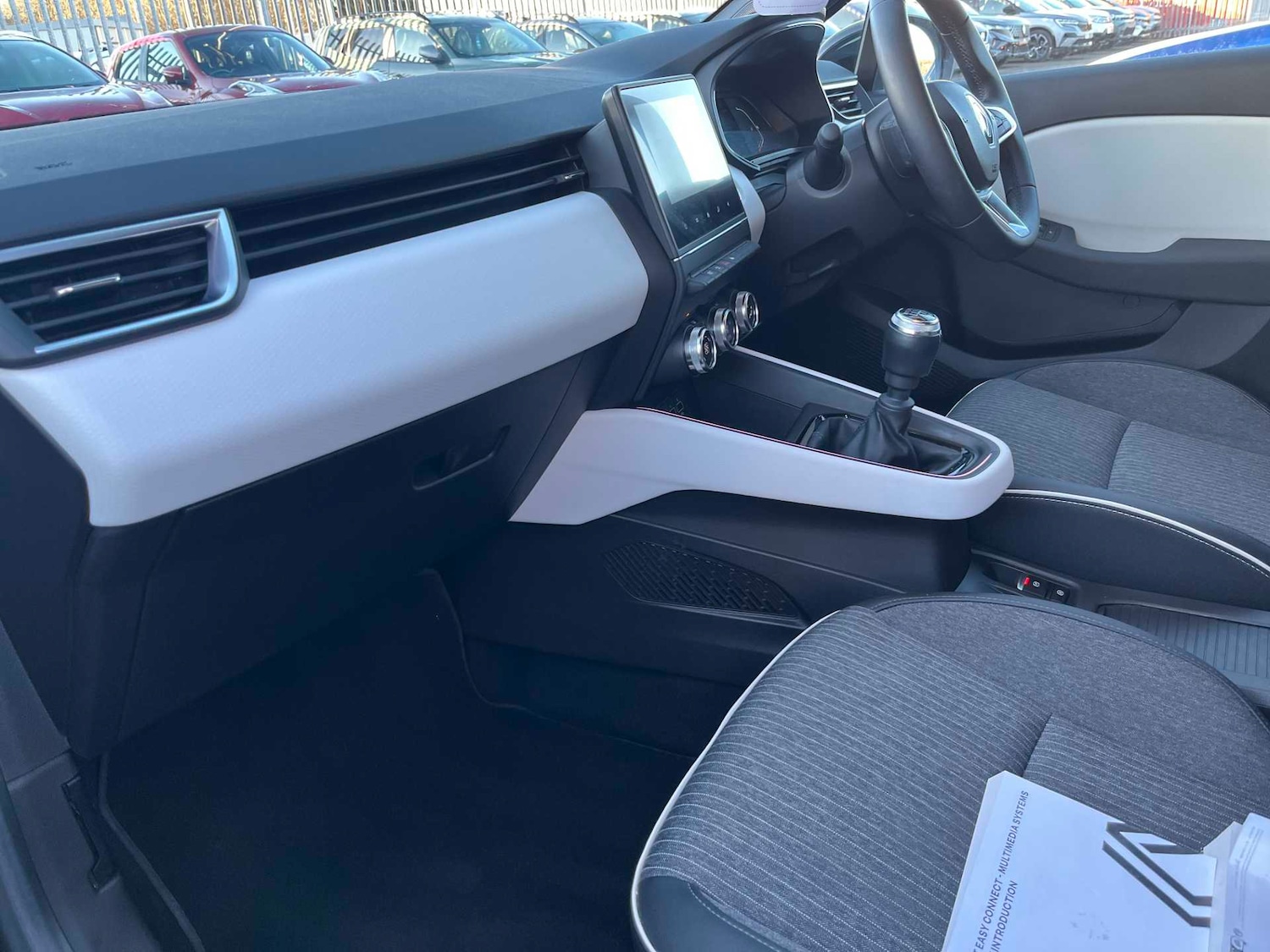 Used Renault Clio 2023 for sale - 76758889: Photo 7