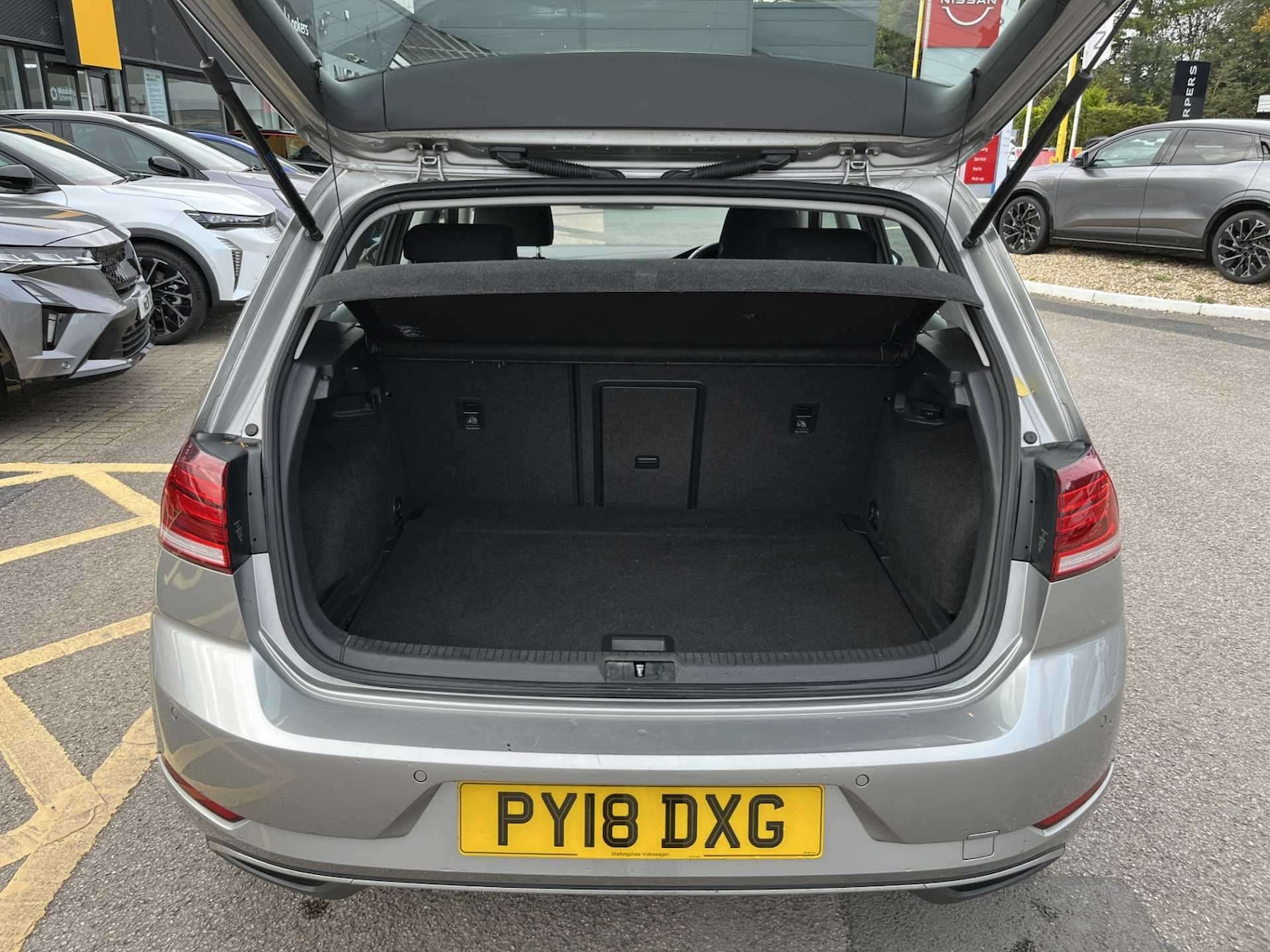 Used Volkswagen Golf 2018 for sale - 76963510: Photo 15